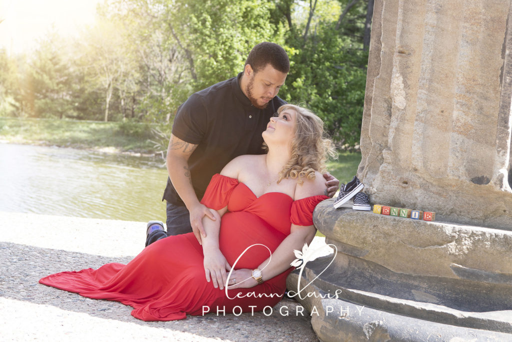 Pregnancy and Maternity Photographer in Lincoln NE