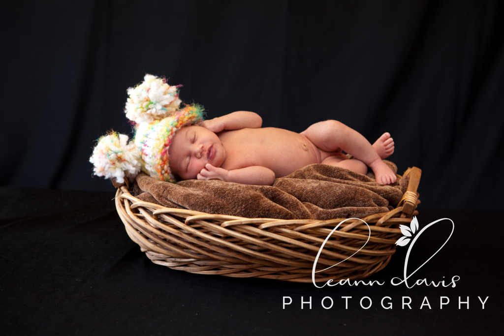 newborn baby photographer in Lincoln, ne