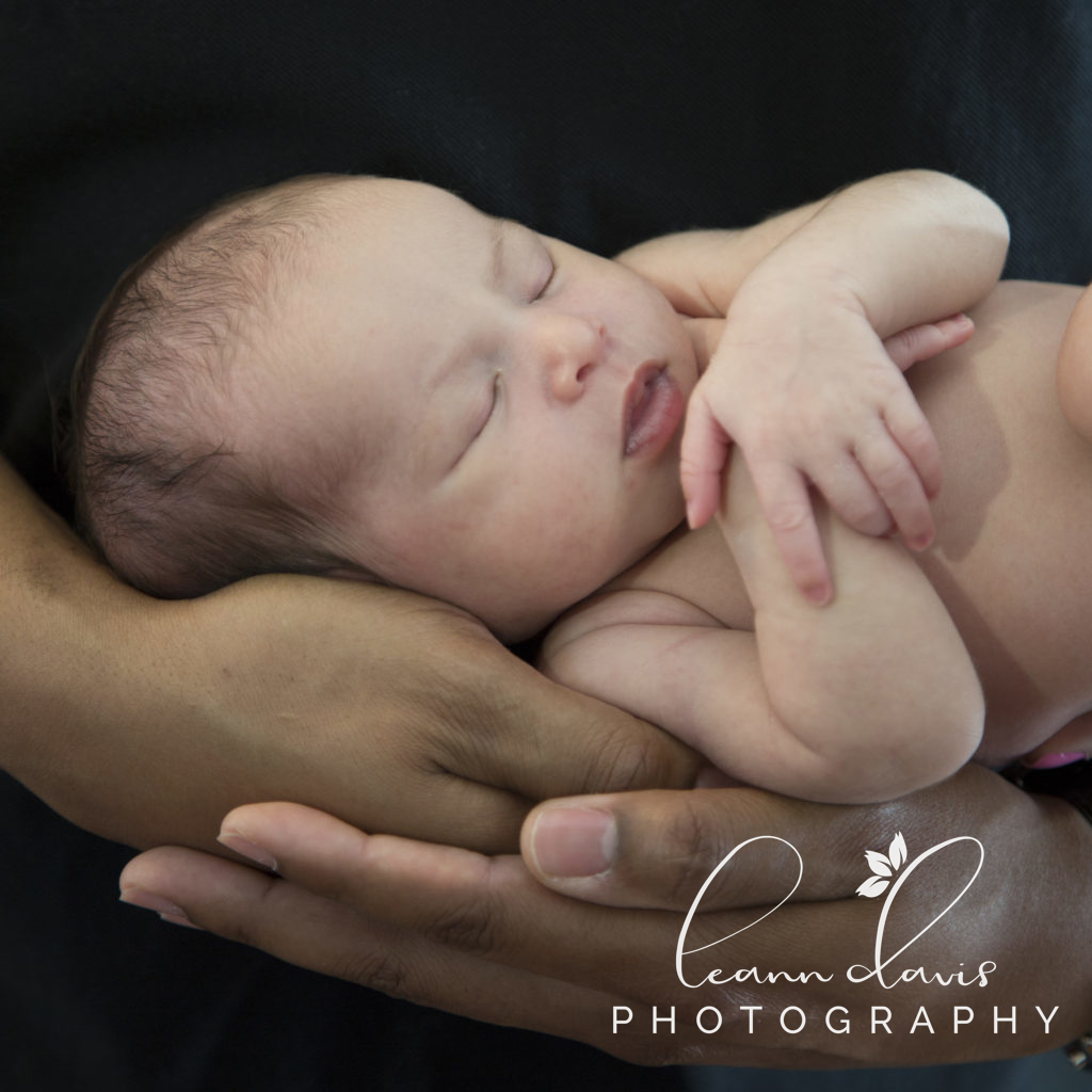 newborn baby photographer in Lincoln, ne