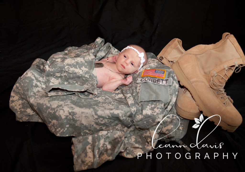 newborn baby photographer in Lincoln, ne